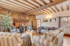 The Woodrow House - Cosy 5-Bed Stay in Norfolk